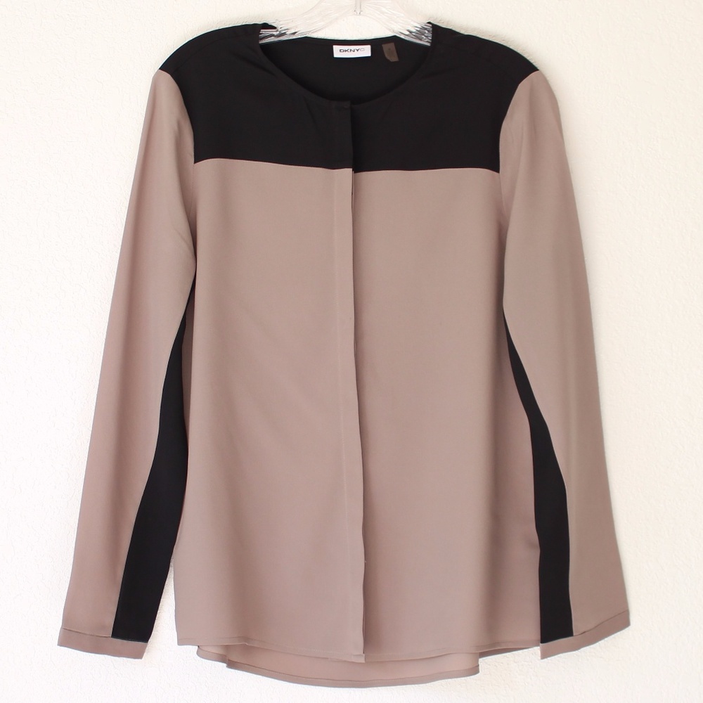 DKNYC two-tone (black & tan) blouse